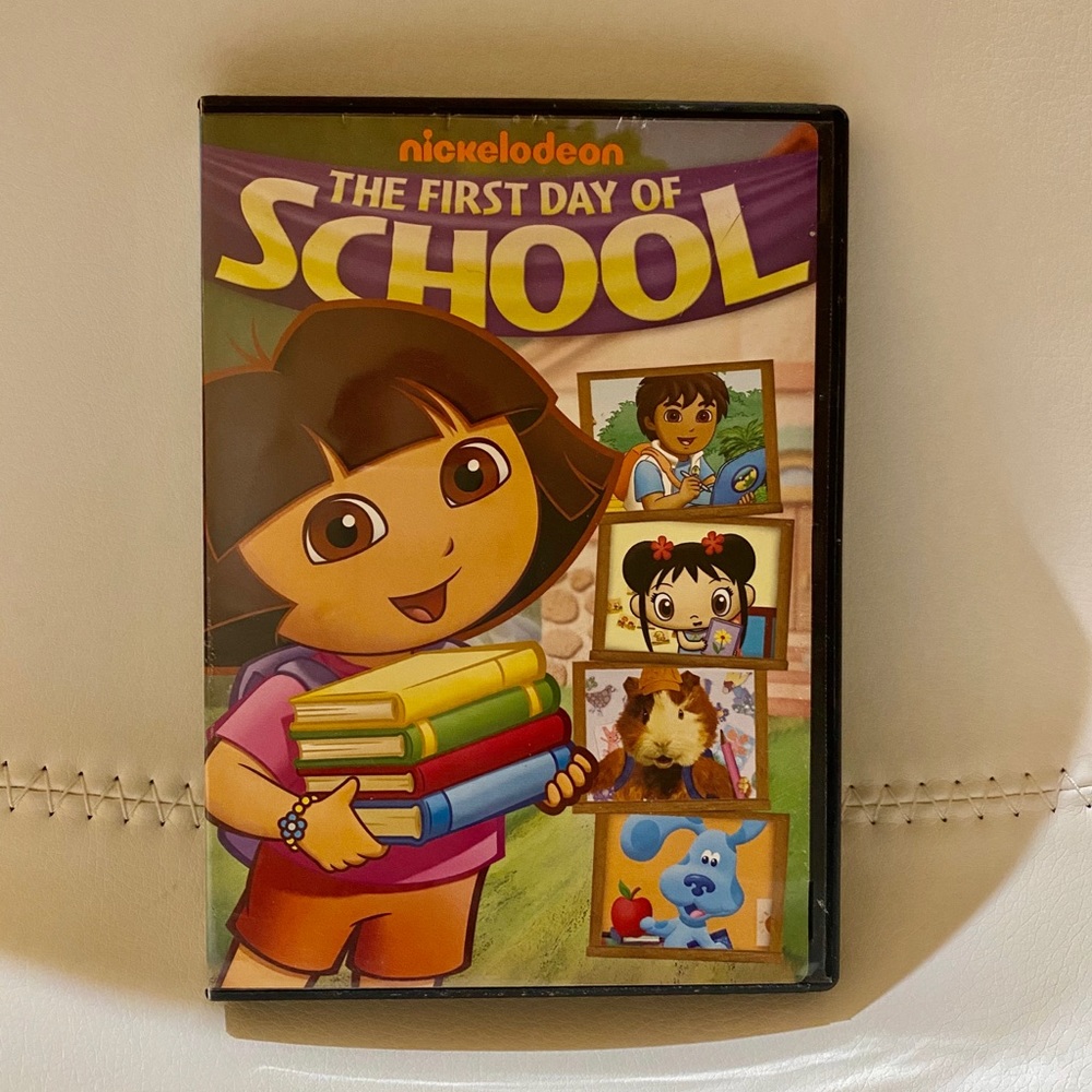 DVD Nickelodeon The First Day Of School